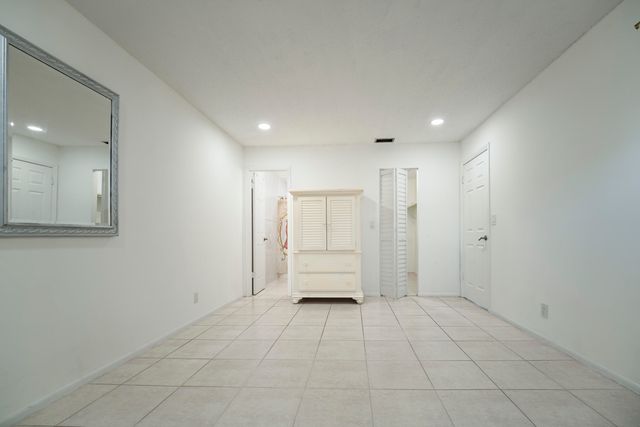 438 Lake Carol Drive, West Palm Beach, FL 33411