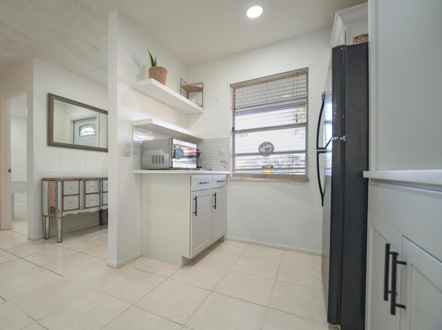 438 Lake Carol Drive, West Palm Beach, FL 33411