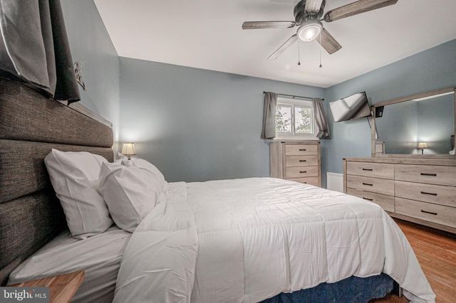 607 ILSE DR, Newark, DE 19713