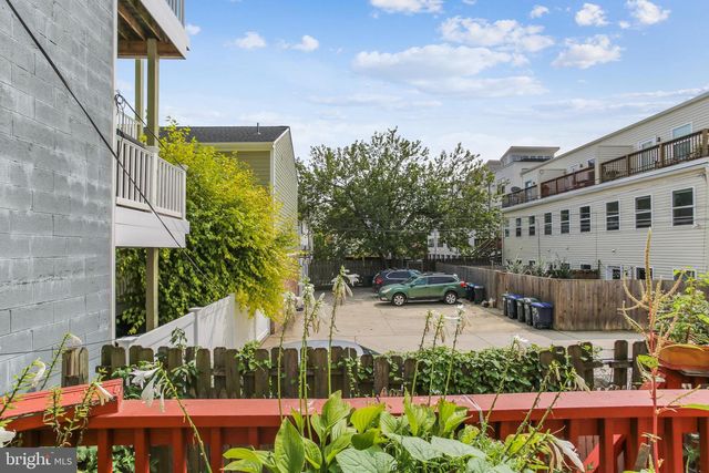 764 PARK RD NW, Washington, DC 20010