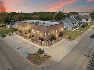 201 5TH Street #211, Ferris, TX 75125
