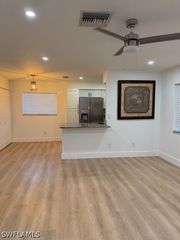 1103 SE 8th TER B, Cape Coral, FL 33990