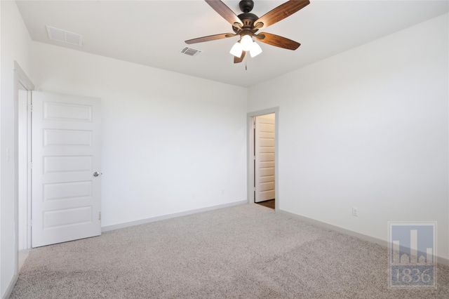 216 Big Cypress Bayou RD, Hutto, TX 78634