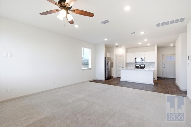 216 Big Cypress Bayou RD, Hutto, TX 78634
