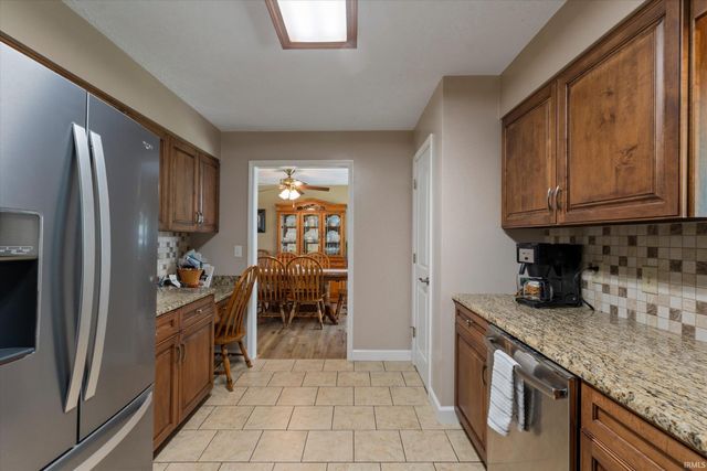 53097 Old Farm Road, Elkhart, IN 46514