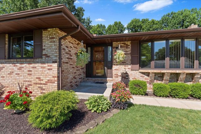 53097 Old Farm Road, Elkhart, IN 46514