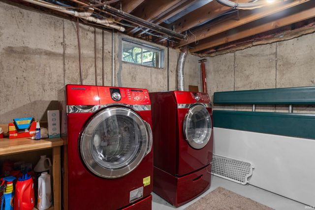 53097 Old Farm Road, Elkhart, IN 46514