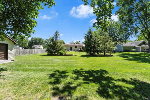 53097 Old Farm Road, Elkhart, IN 46514