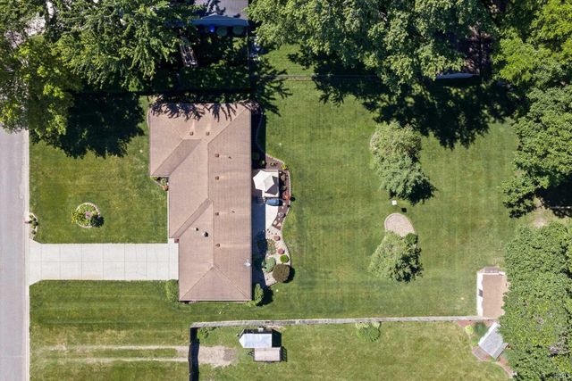 53097 Old Farm Road, Elkhart, IN 46514