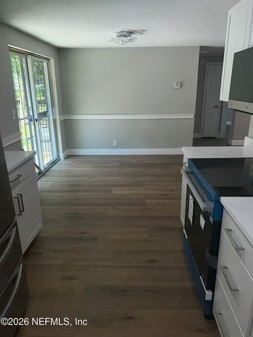 5238 MONCRIEF Road W, Jacksonville, FL 32209