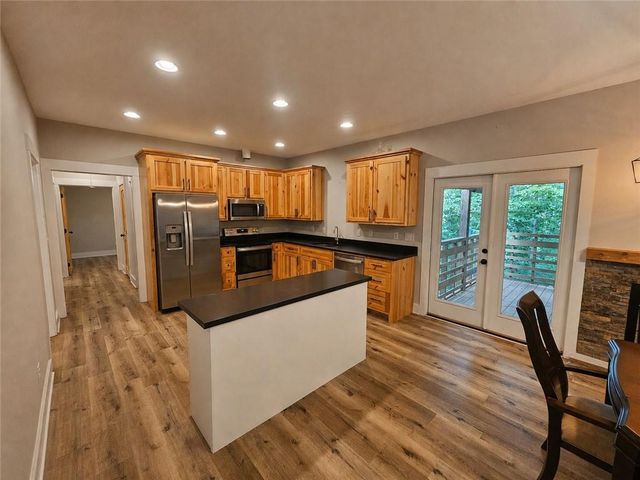 330 Glenridge Drive, Cleveland, GA 30528