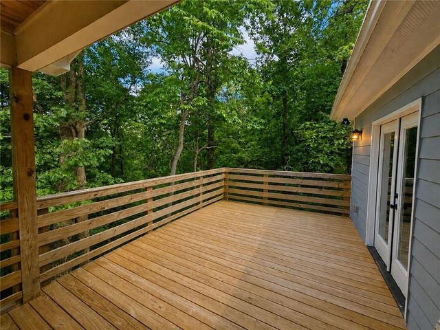 330 Glenridge Drive, Cleveland, GA 30528