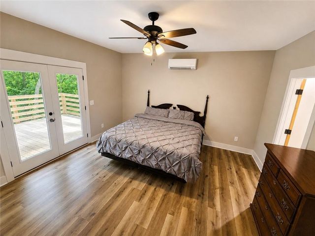 330 Glenridge Drive, Cleveland, GA 30528