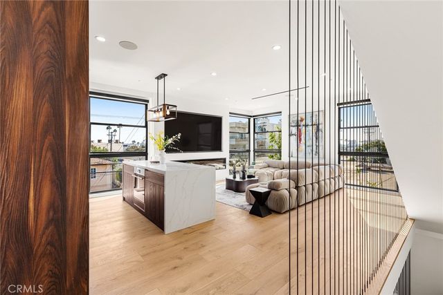 3975 Frances Avenue, West Los Angeles, CA 90066