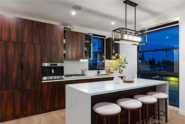 3975 Frances Avenue, West Los Angeles, CA 90066