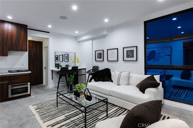 3975 Frances Avenue, West Los Angeles, CA 90066