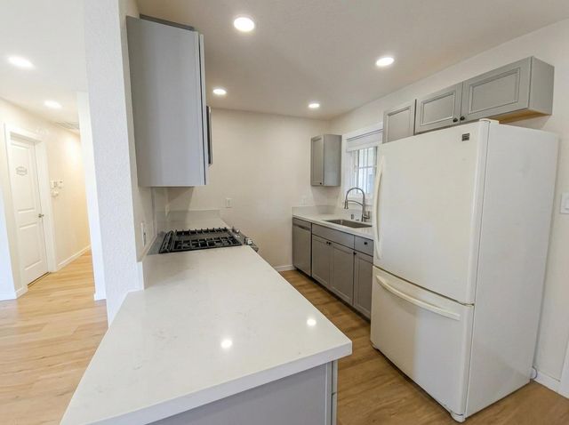 6519 Prentiss Dr, Sacramento, CA 95823