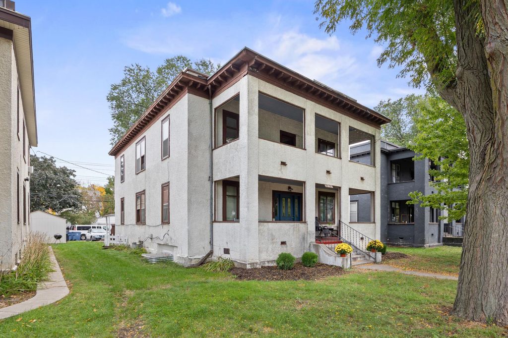 3831 Grand Avenue S, Minneapolis, MN 55409 — exterior