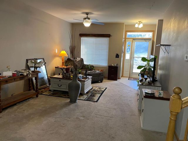 724 COUNTY LINE Road 724, Aurora, IL 60502