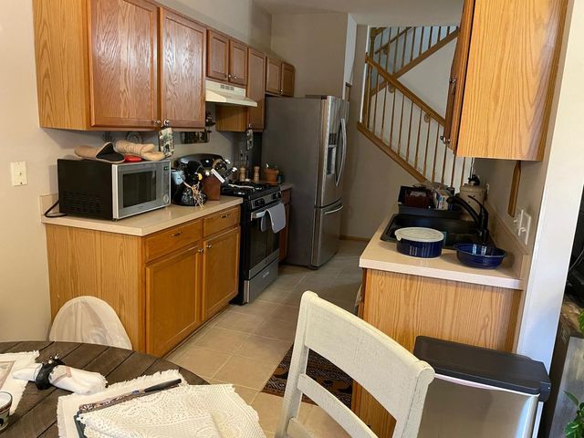 724 COUNTY LINE Road 724, Aurora, IL 60502