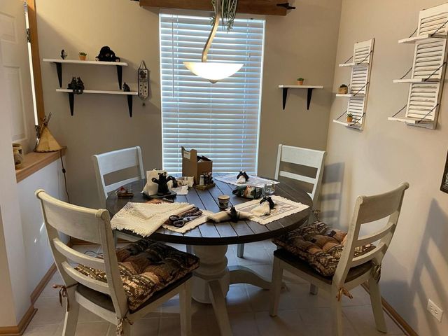 724 COUNTY LINE Road 724, Aurora, IL 60502