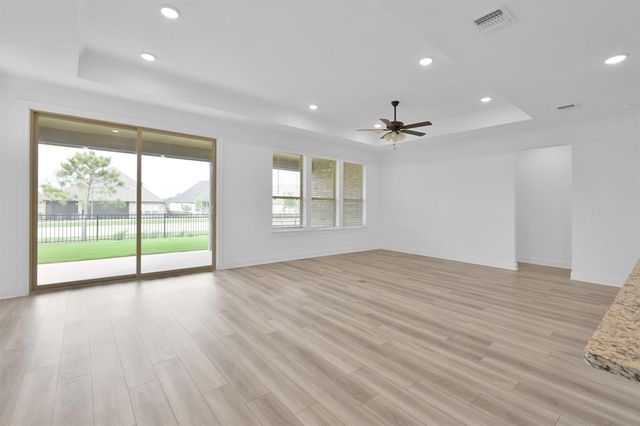 9727 Rockwell Drive, Willis, TX 77318