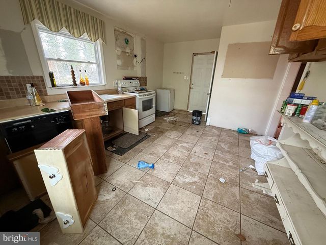 105 HAMPTON ST, Bridgeton, NJ 08302