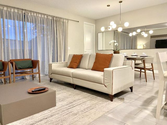 8004 FORMOSA VALLEY PLACE, Kissimmee, FL 34747