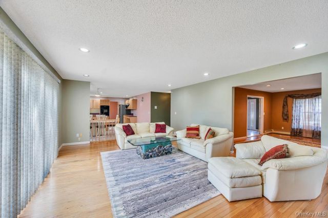 109 Virginia Avenue, Lake Grove, NY 11755