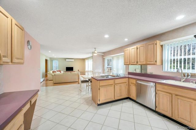 109 Virginia Avenue, Lake Grove, NY 11755