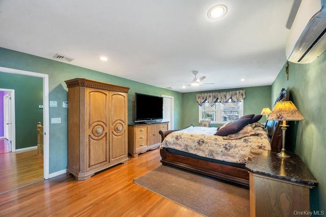 109 Virginia Avenue, Lake Grove, NY 11755