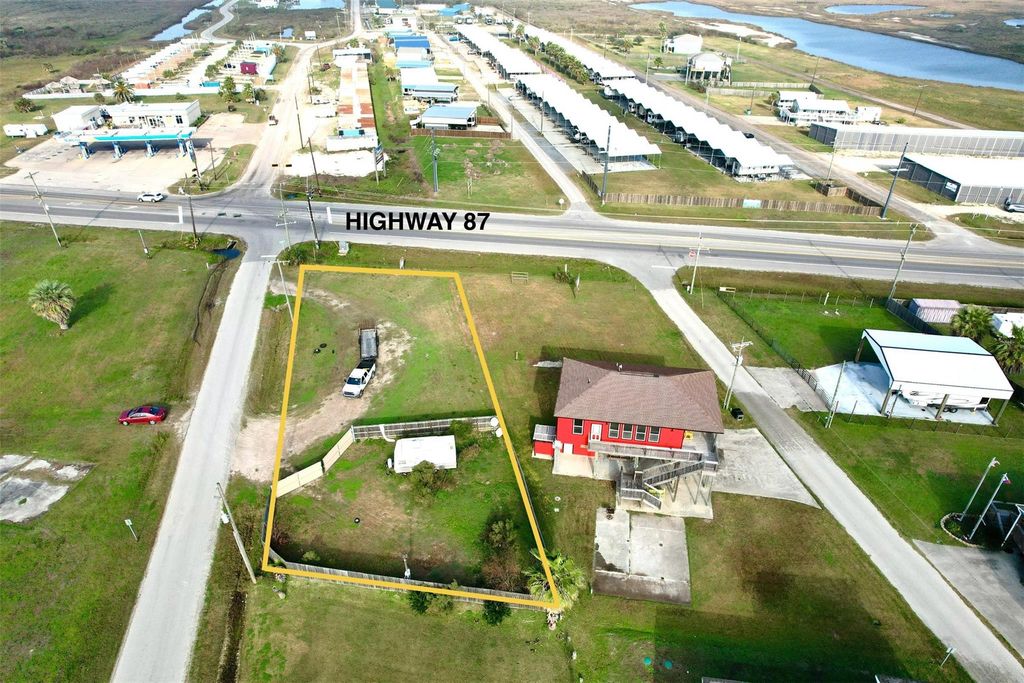 3005 Highway 87, Crystal Beach, TX 77650