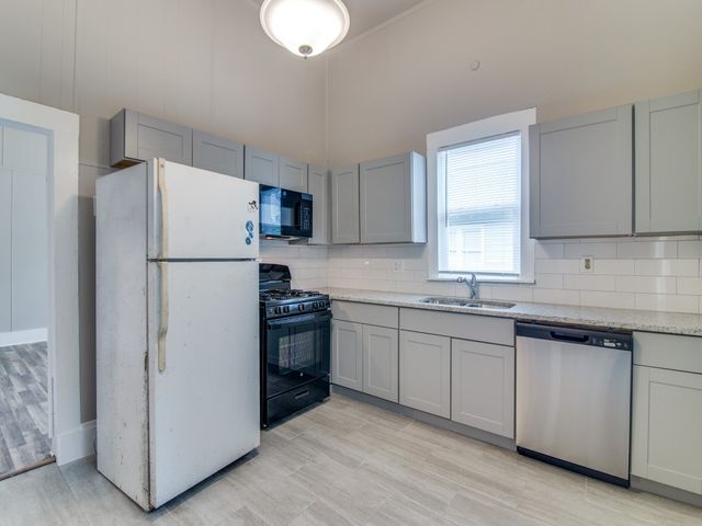 500 N Virginia Street, Terrell, TX 75160