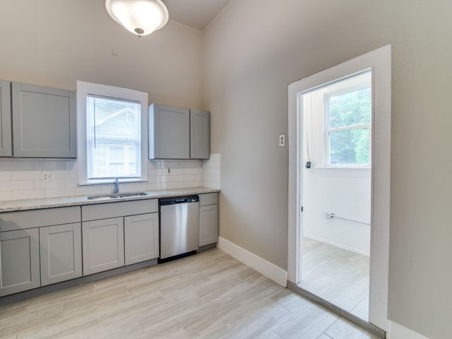 500 N Virginia Street, Terrell, TX 75160