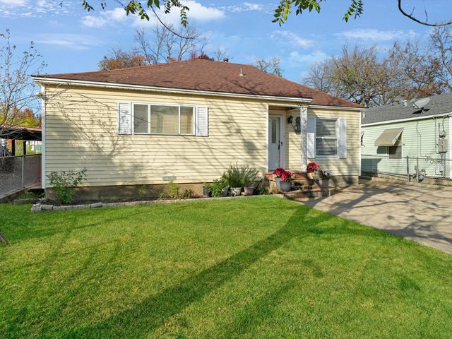 1215 Tarpley Avenue, Dallas, TX 75211