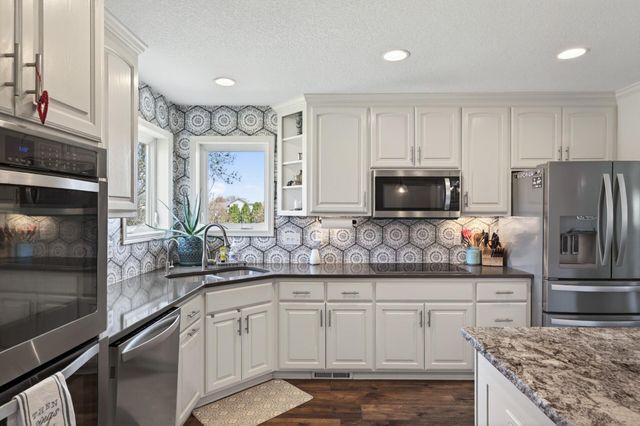 10349 Karston Court NE, Albertville, MN 55301