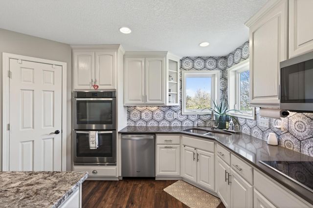 10349 Karston Court NE, Albertville, MN 55301