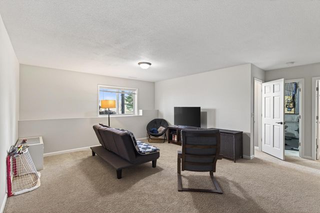 10349 Karston Court NE, Albertville, MN 55301