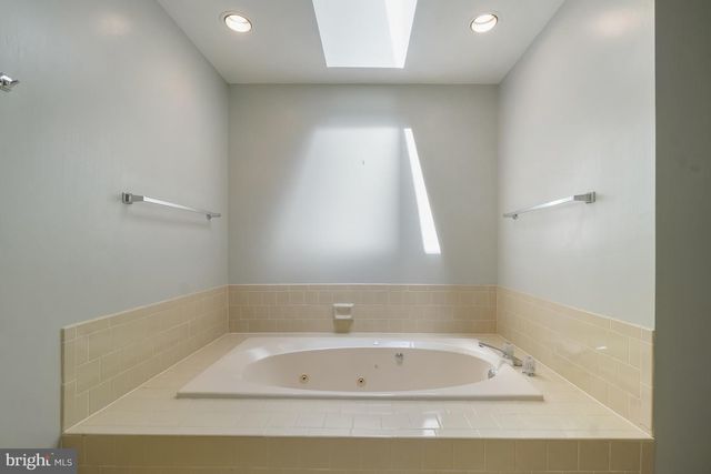 14520 PEBBLE HILL LN, North Potomac, MD 20878