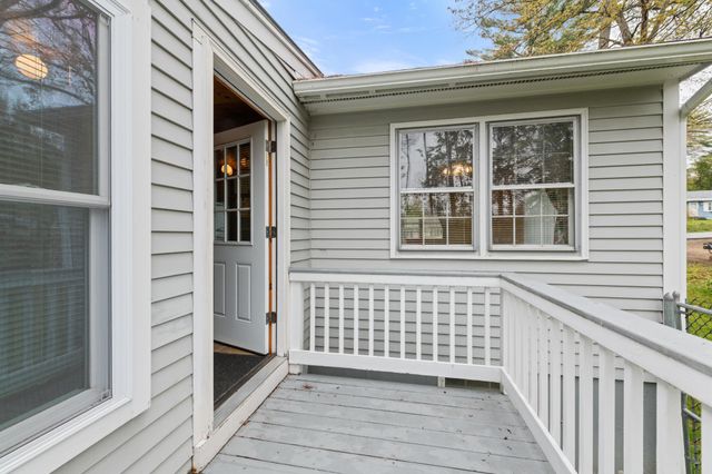191 Worfield Circle, Bristol, NH 03222