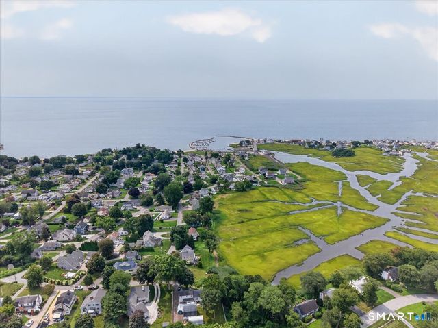 1324 Boston Post Road, Old Saybrook, CT 06475