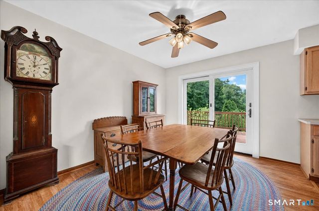 1324 Boston Post Road, Old Saybrook, CT 06475