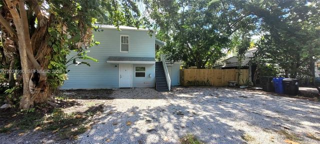 104 NE 5th St, Fort Lauderdale, FL 33301