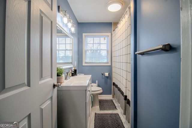 579 Lynmore Avenue, Macon, GA 31206