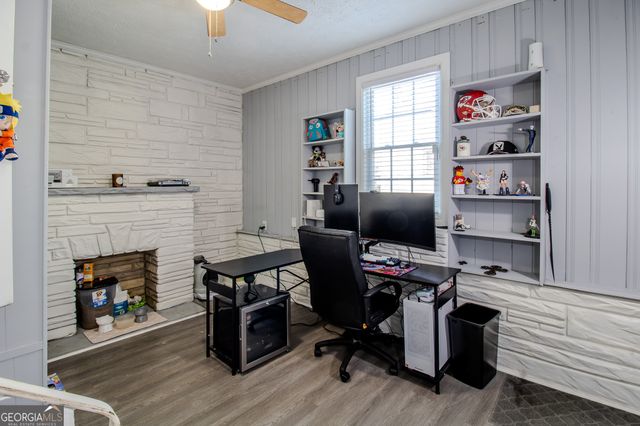 579 Lynmore Avenue, Macon, GA 31206