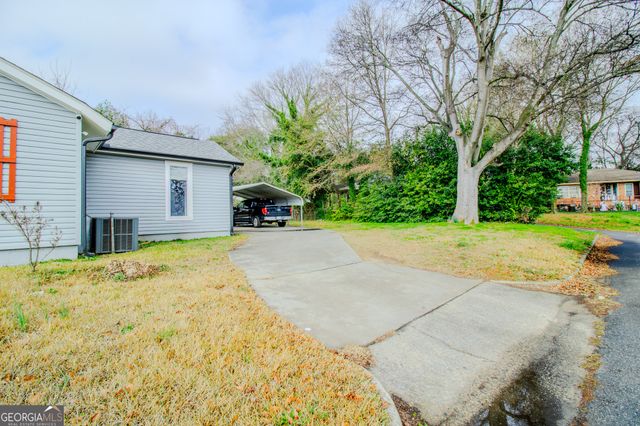 579 Lynmore Avenue, Macon, GA 31206