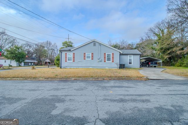 579 Lynmore Avenue, Macon, GA 31206