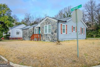 579 Lynmore Avenue, Macon, GA 31206