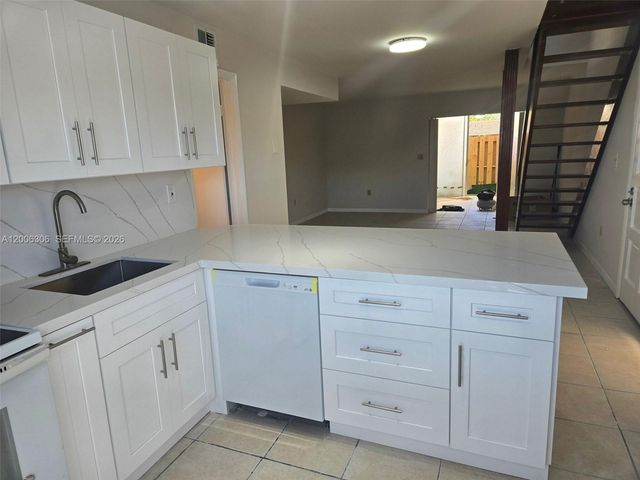 9011 NE 4th Ave Rd 9011, Miami Shores, FL 33138