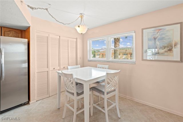 372 Charlemagne BLVD B 202, Naples, FL 34112